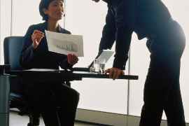 材料商讨债堵门:揭秘企业债务危机下的困境与应对策略 材料商讨债堵门:揭秘企业债务危机下的困境与应对策略